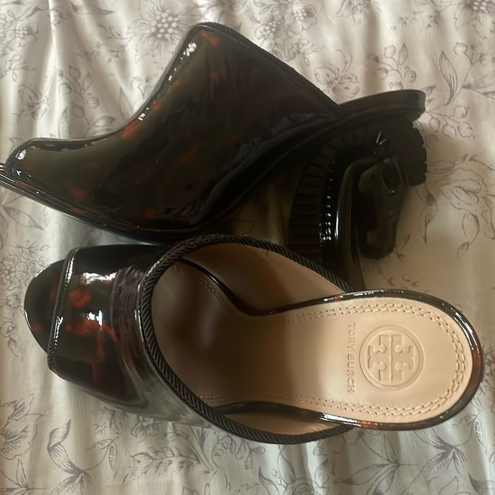 NWOT Tory Burch Size 9M Black/Brown Horse Heel Clog Women Shoes